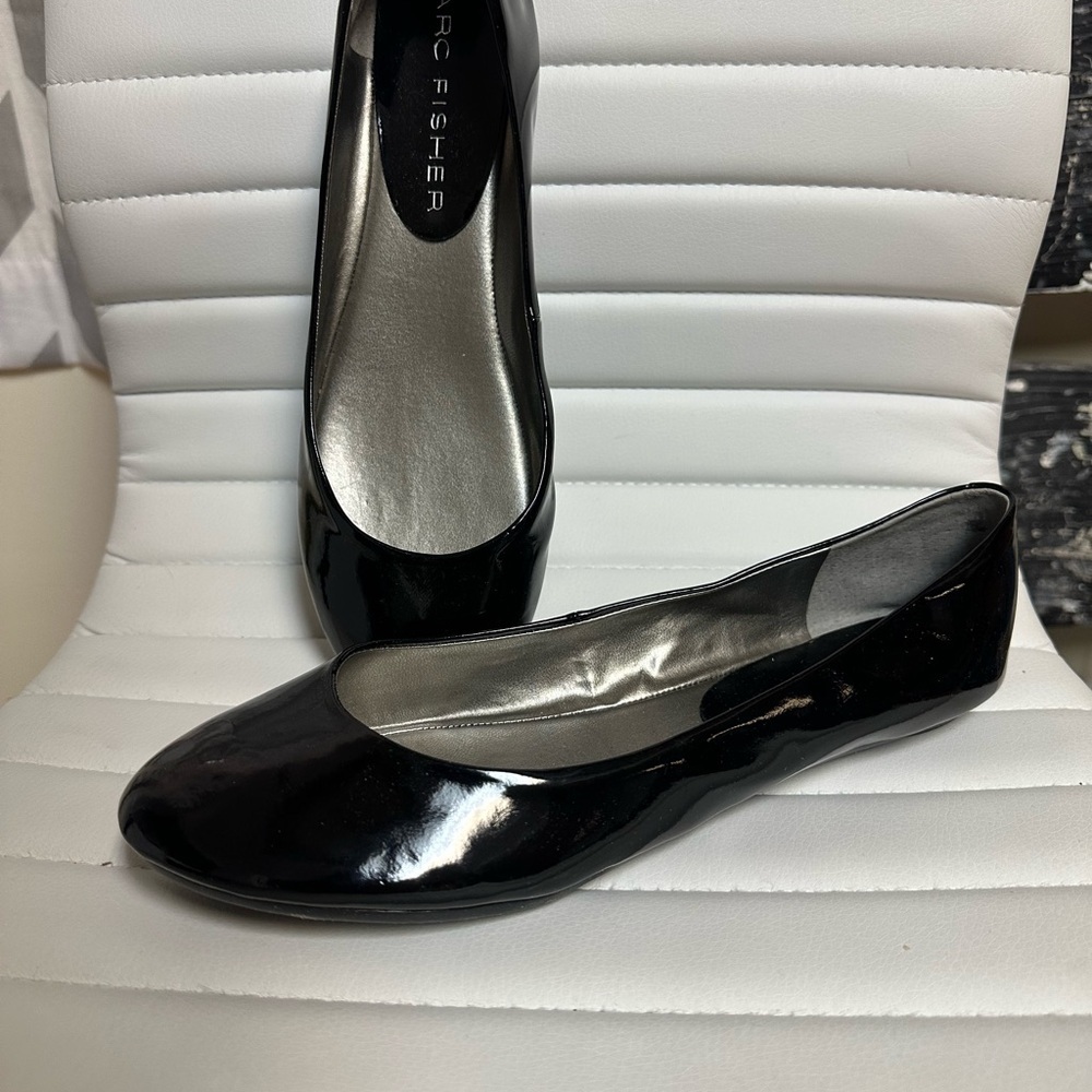 Marc Fisher Black Women's Shoes - Picture 5 of 6